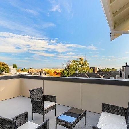 Vermithor'S Bronze Ember Sweet Suite Seattle Exterior photo